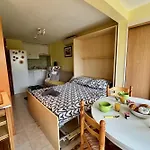 Апартаменты L'oree De Camargue Avec Cour *