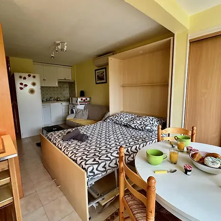 Apartament Loree De Camargue Cosy Avec Cour Proche *