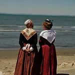 L'oree De Camargue Avec Cour