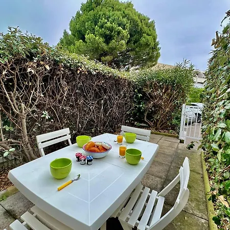 Loree De Camargue Cosy Avec Cour Proche דירה *