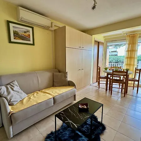 L'oree De Camargue Avec Cour Apartamento