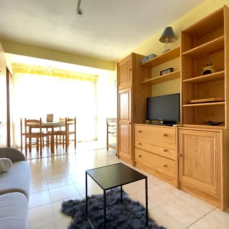 Lägenhet Loree De Camargue Cosy Avec Cour Proche Le Grau-du-Roi